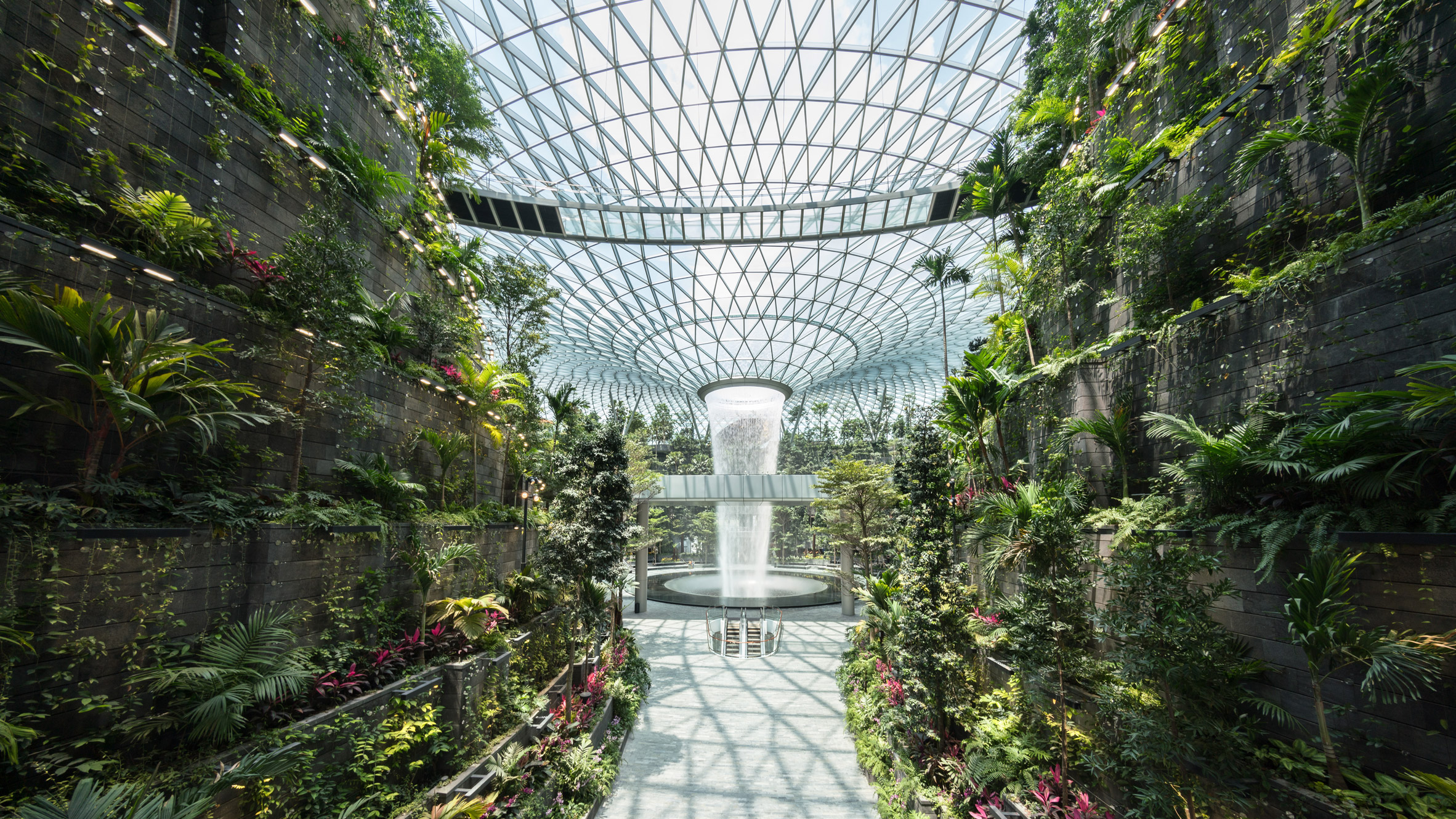 Safdie Architects completes world’s tallest indoor waterfall at Jewel Changi Airport